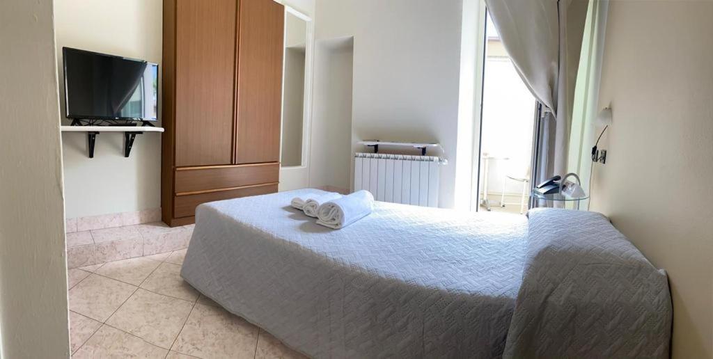 Hotel Cumili Capo di Ponte Bagian luar foto